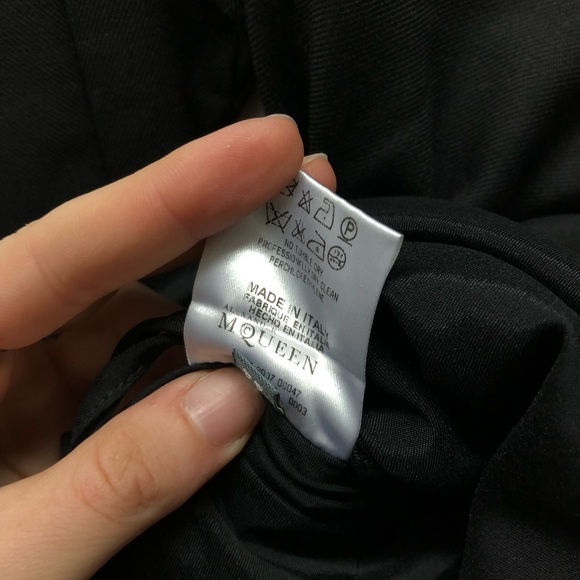 Alexander McQueen 2007 Wool Button Accent Knee Length Dress Size 12 - Picture 12 of 16